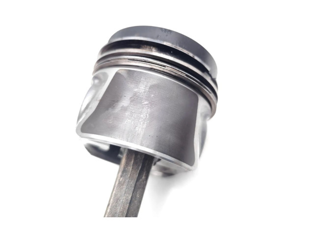  Поршень с шатуном CFWA CFWA  Skoda Fabia Mk2 (5J)  