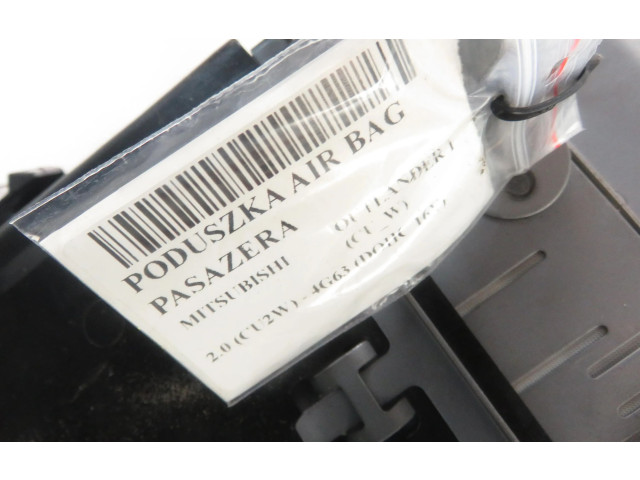 Подушка безопасности пассажира Mitsubishi Outlander