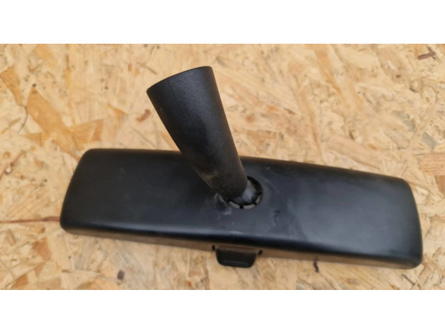 Зеркало заднего вида (в салоне)