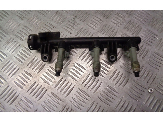 Vstřikovací lišta 23814-0Q010-A Toyota Yaris