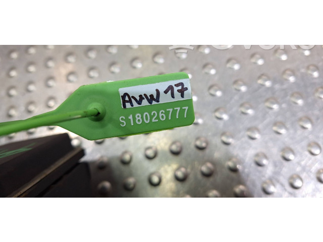 Блок АБС 6R0614117D, 6R0907379C Skoda Fabia Mk2 (5J) 2007 - 2014 года