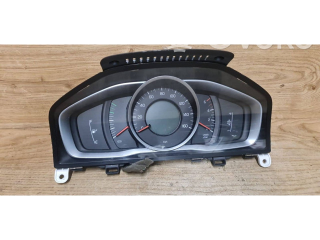 Панель приборов P31327751 Volvo XC70