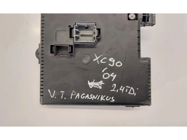 Блок предохранителей 12217799, 12217799 Volvo XC90