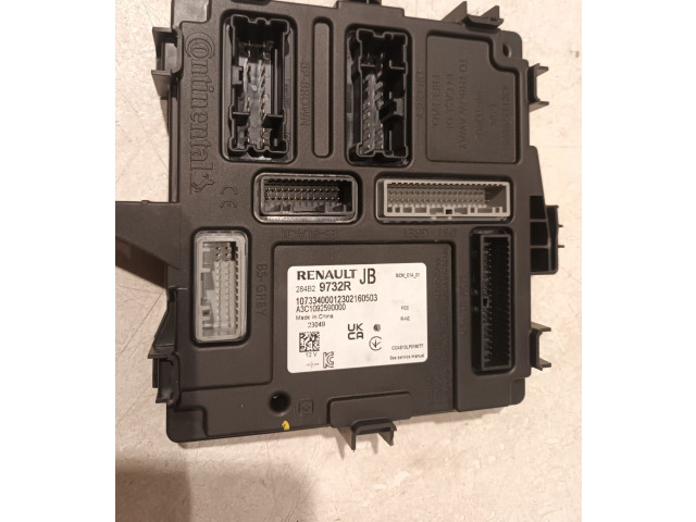 Блок предохранителей 284B29732R Dacia Sandero III