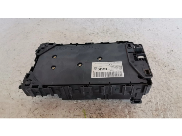   Pojistková skříňka HU5T15604   Ford Fusion II 2014