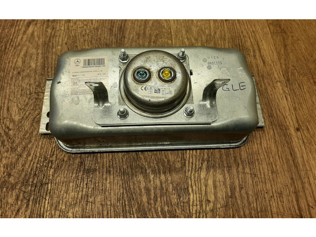 Подушка безопасности пассажира A1668602402 Mercedes-Benz GLE (W166 - C292)