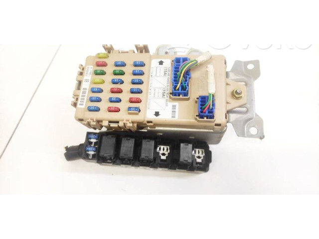 Блок предохранителей  306089   Subaru Forester SG    