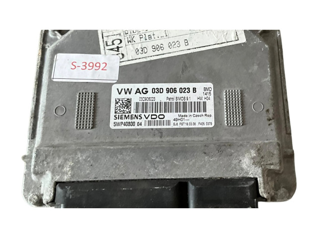 Řídící jednotka 03D906023B Skoda Fabia Mk1 (6Y) 2003
