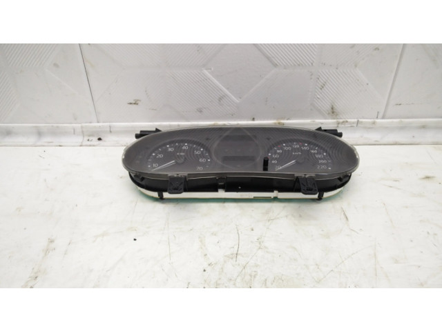 Панель приборов 21670916, 216726389   Renault Clio III       