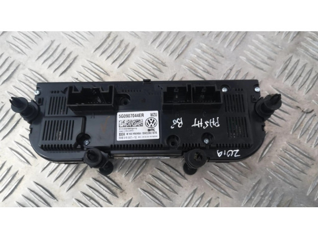 Блок управления климат-контролем 5G0907044ER, 5HB01500712   Volkswagen PASSAT B8