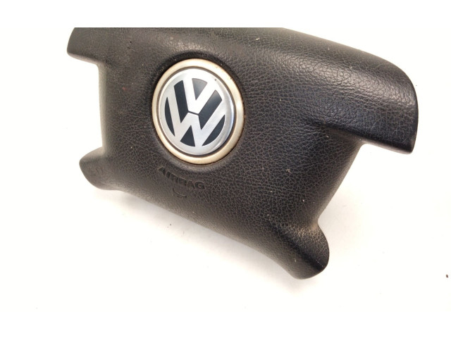 Подушка безопасности водителя 7H0880201   Volkswagen Transporter - Caravelle T5