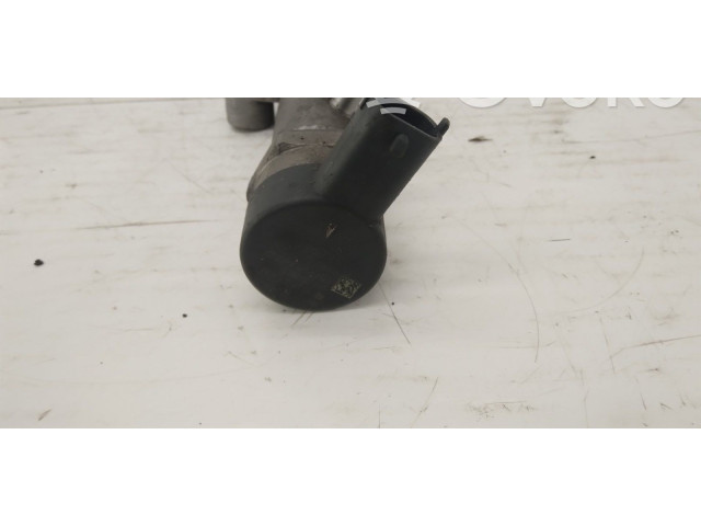 Vstřikovací lišta 30777759, 0445215025 Volvo XC70 pro naftový motor 2.0 D5244T17