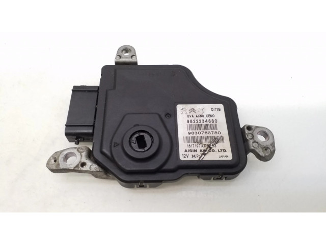 Блок управления коробкой передач 9822234880, 9830763780   Peugeot Expert