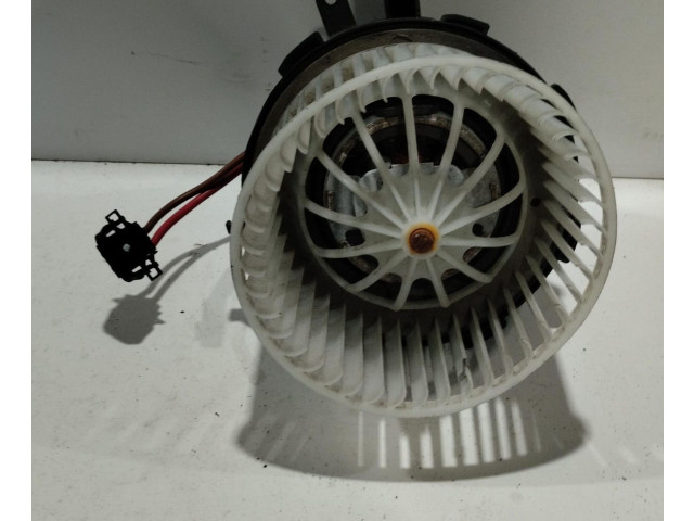 Вентилятор печки Audi Q5 SQ5