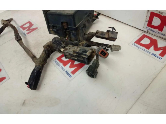 Pojistková skříňka Nissan Navara