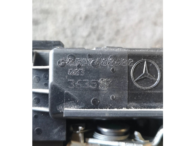 Замок багажника A0997400600 Mercedes-Benz GLC X253 C253 2015 - года