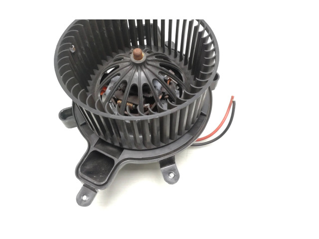 Вентилятор печки    T3953003   Peugeot 5008