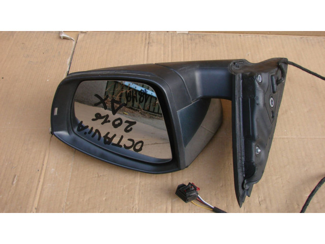 Зеркало электрическое Skoda Octavia Mk3 (5E) 2013 - 2019 года