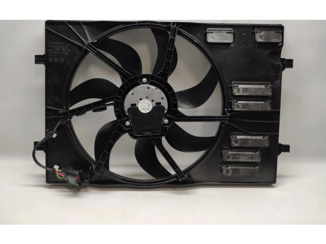 Вентилятор радиатора 5Q0121205N Volkswagen Golf VII