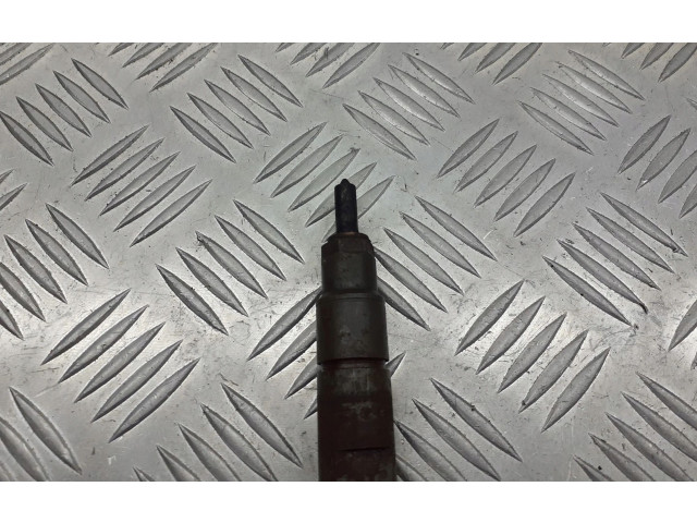 Комплект форсунок 038130202A Skoda Octavia Mk1 (1U)