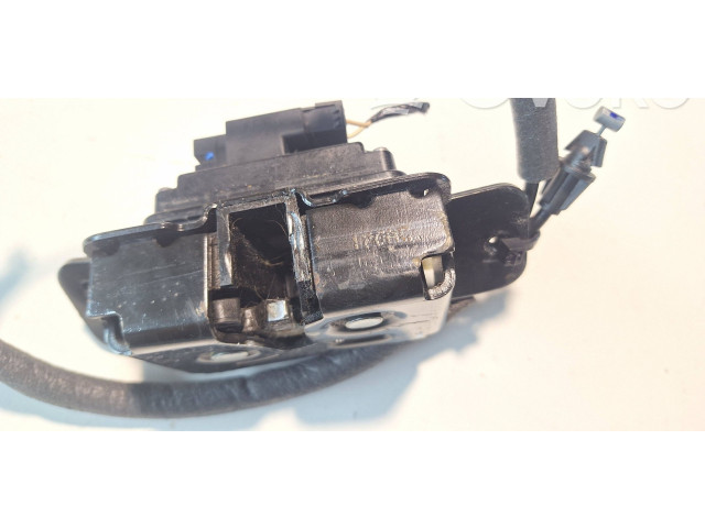 Замок багажника     Jeep Compass  -  года