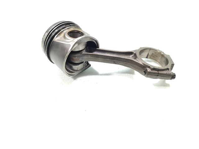 Поршень с шатуном BSY Mitsubishi Outlander