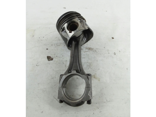 Píst Chevrolet Cruze