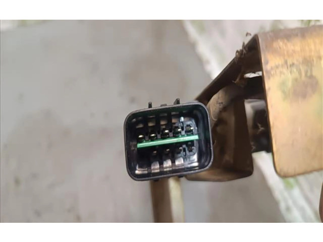 Блок предохранителей MR252921 Mitsubishi Montero