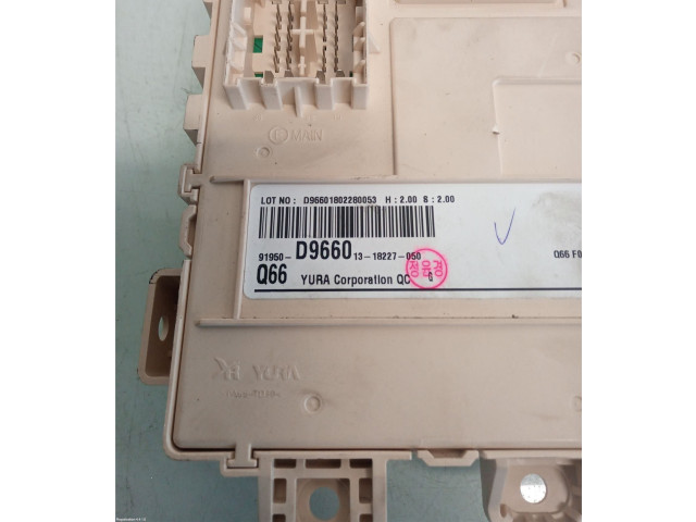 Блок предохранителей 91950D9660, 91950D9660 KIA Sportage