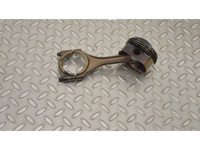  Поршень AUK 06EA  Audi A6 S6 C6 4F  