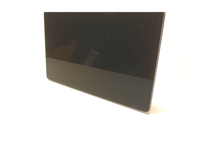 Дисплей    108954301J   Tesla Model 3