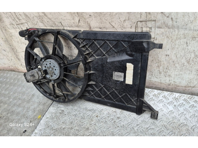 Вентилятор радиатора     3M5H8C607RJ, 0130307142    Volvo C30 