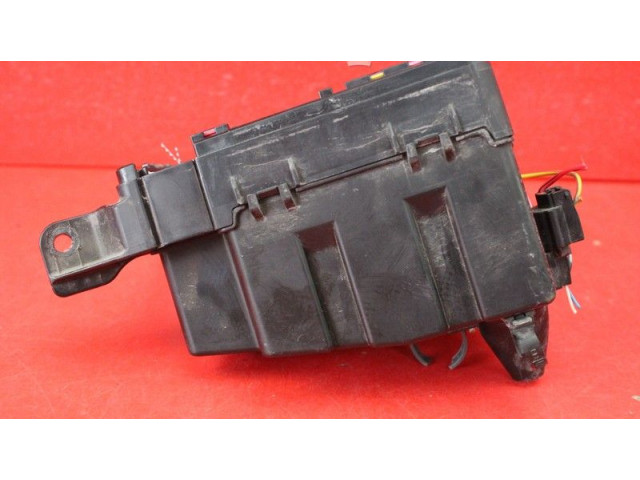 Pojistková skříňka Suzuki Swift II 2013