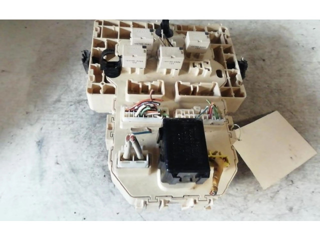   Pojistková skříňka    Fiat Sedici 2006