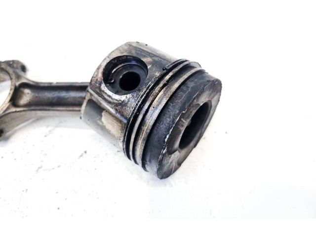 Турбина Поршень с шатуном Volvo S40, V40