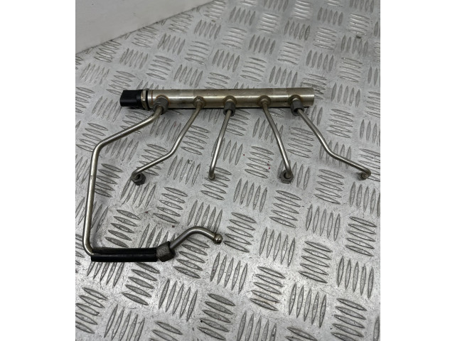 Vstřikovací lišta 8511626, 0445010768 BMW 3 F30 F35 F31 pro naftový motor 2.0 b47