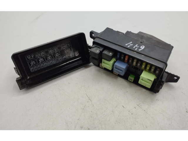 Pojistková skříňka 9213372, 17236010 Mini Cooper Countryman R60 2014