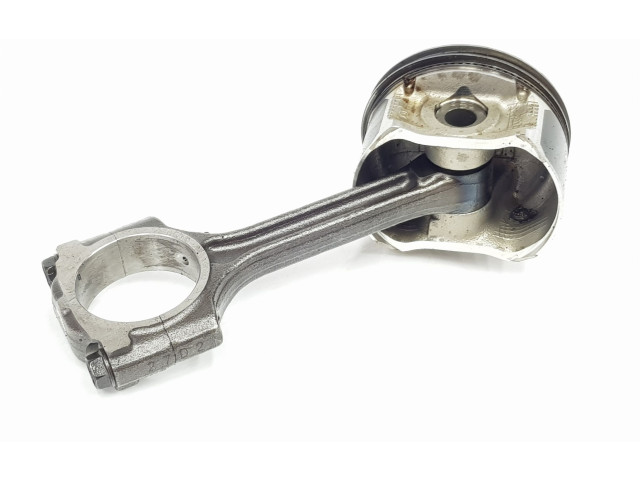 Поршень с шатуном 120A10724R, 120A10724R Dacia Dokker