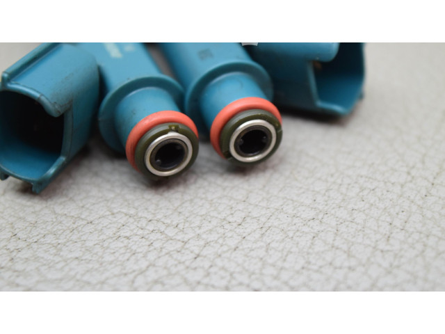 Vstřikovač 2325037021 Toyota Prius (XW30) 2ZR-FXE