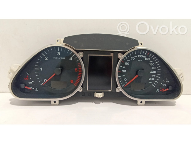 Přístrojová deska Audi Q7 4L 2008 4L0920930T