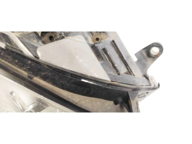 Передняя фара