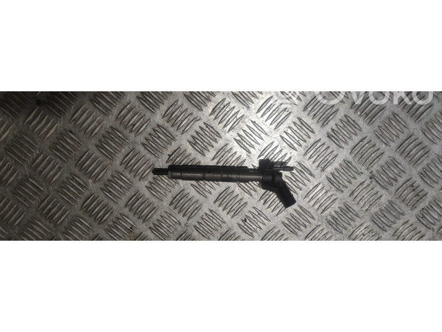 Vstřikovač A642070   Mercedes-Benz ML W164  pro naftový motor 3.0  642820