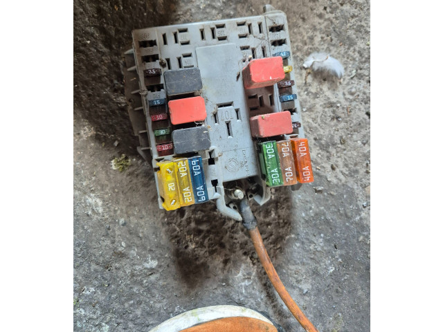   Pojistková skříňka 46760249   Fiat Punto (188) 2000