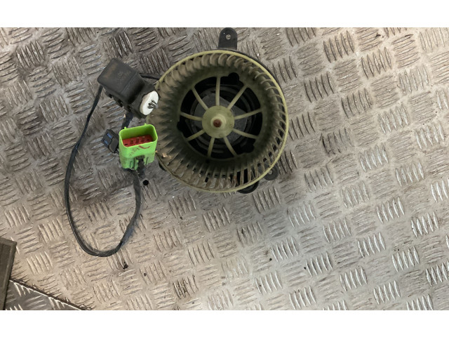 Вентилятор печки       Jeep Cherokee XJ