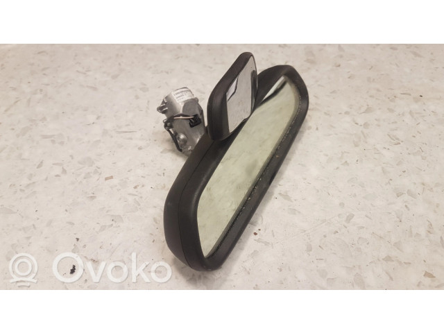 Зеркало заднего вида (в салоне)