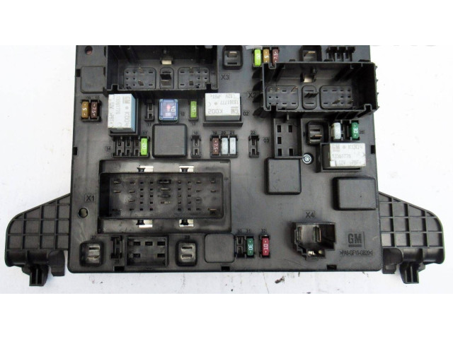 Pojistková skříňka 13449202 Opel Zafira C 2013