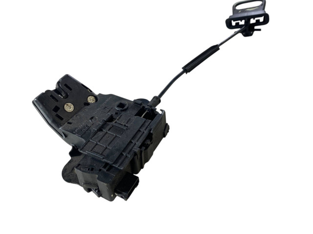 Замок багажника 13513995, 1222200000    Chevrolet Camaro  -  года