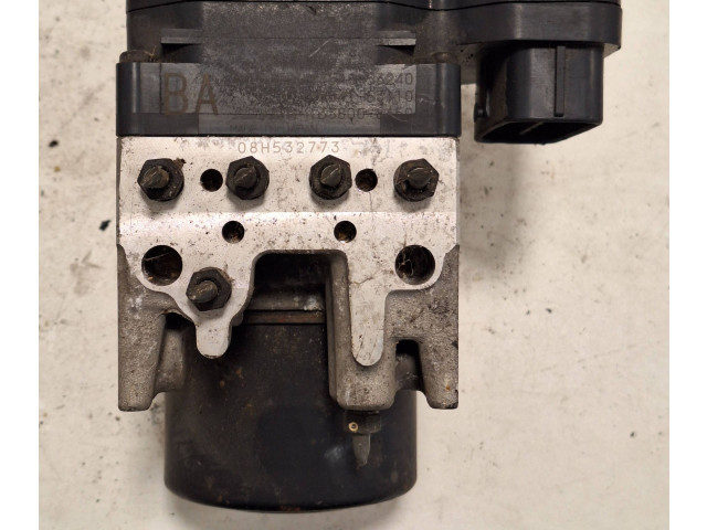 Блок АБС 8954153110, 1338008650 Lexus IS 220D-250-350 2006 - 2013 года