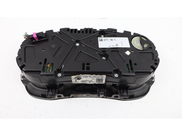 Панель приборов 6V0920730D, A2C18527500 Skoda Fabia Mk3 (NJ)