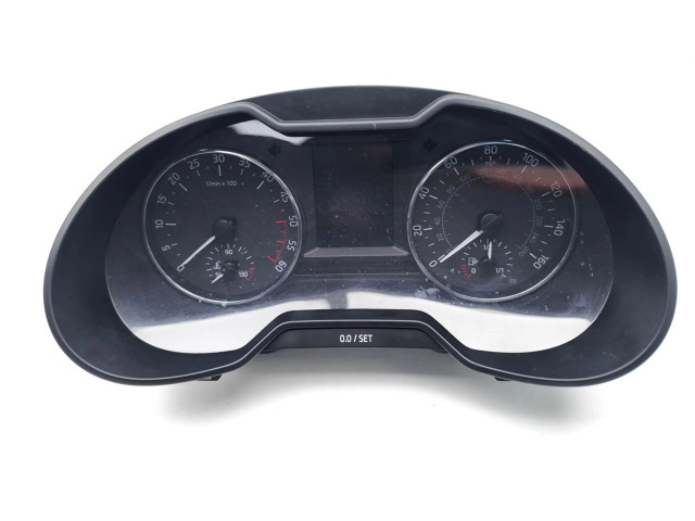 Панель приборов 5E0920981 Skoda Octavia Mk3 (5E)